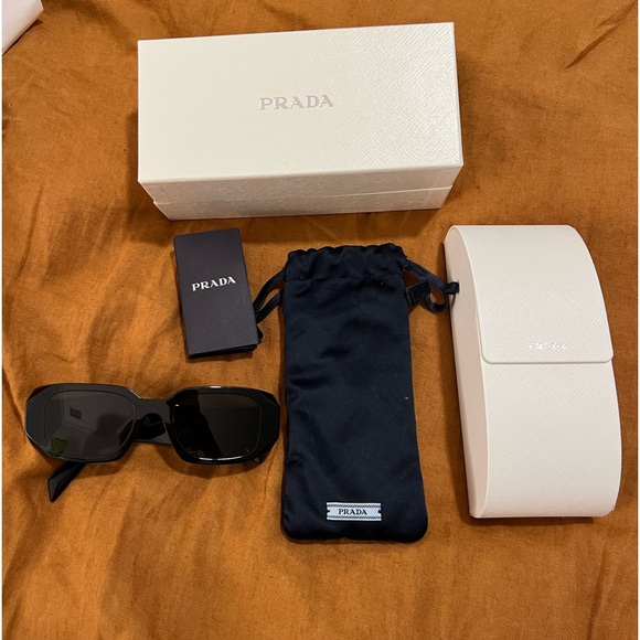 Prada 17WSF Sunglasses - Picture 2 of 4